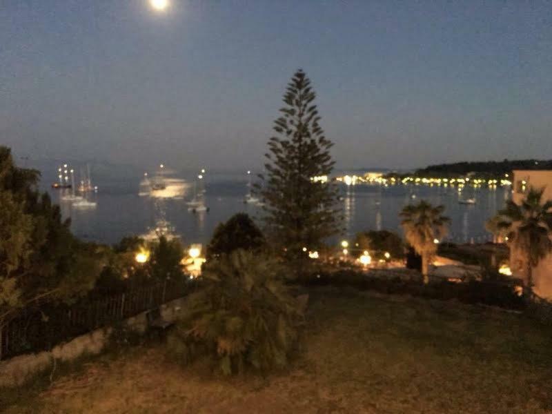 Classy lux apt w/ sea view, garden, parking Appartement Corfu  Buitenkant foto